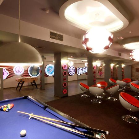 Hotel Styl 70 ชิชเชนา ภายนอก รูปภาพ